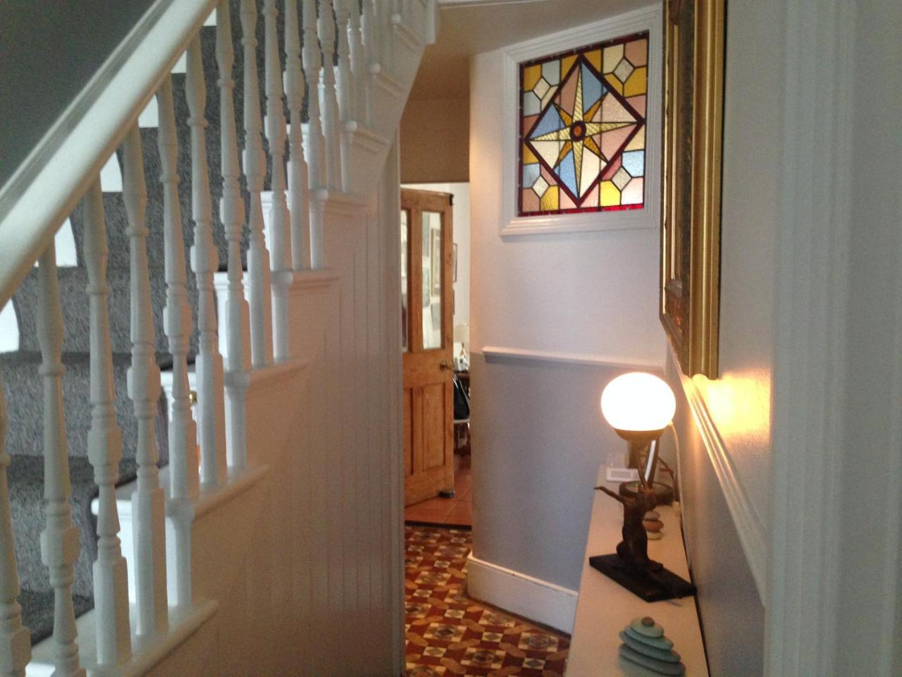 Holmewood Homestay ลอนดอน ภายนอก รูปภาพ